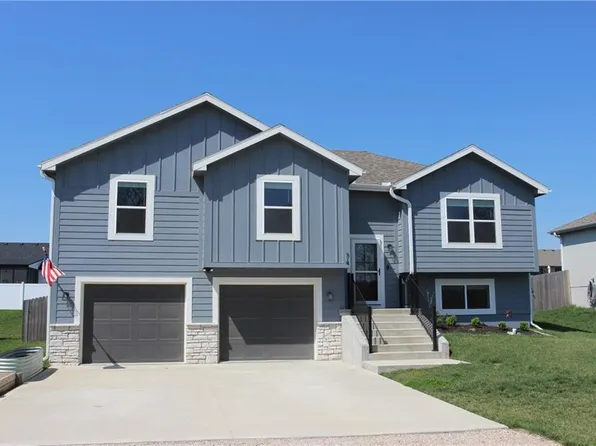 74 SE 461st Rd, Warrensburg, MO 64093