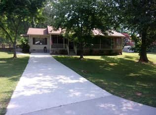 518 College Grove Rd, Rockwood, TN 37854