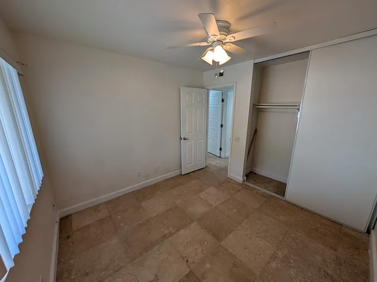 1094 Stillwell Ave — Photo 20