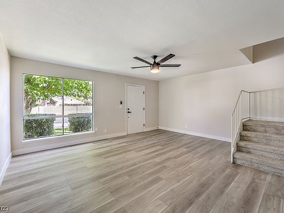 2nd image of 6444 Ironbark Ln