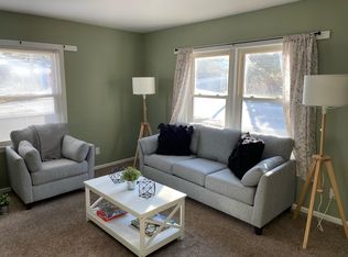116 5th St #1, Auburn, ME 04210