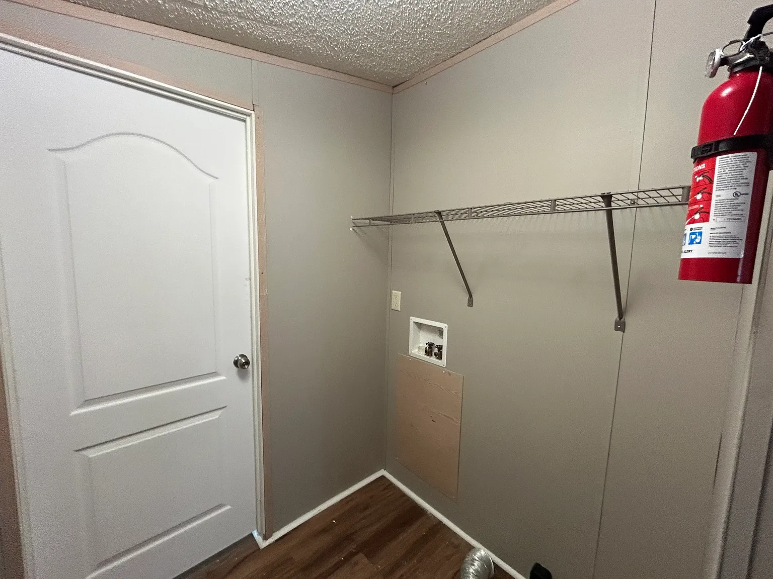 3 bed, 960 sqft, $875 — Photo 4