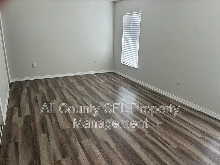 3050 Autumn Ct — Photo 11