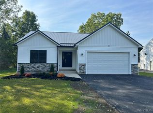 75 Melrose Rd, Amherst, NY 14221