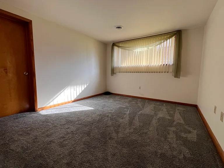 4101 Mountain View Mnr #B1 — Photo 11