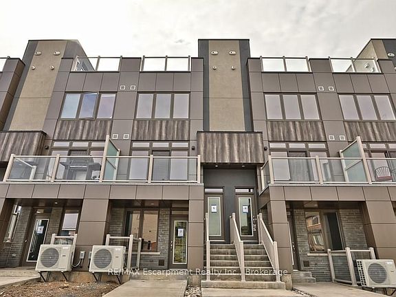 2nd image of 261 Skinner Rd #8