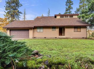 2351 Tucker Rd, Hood River, OR 97031