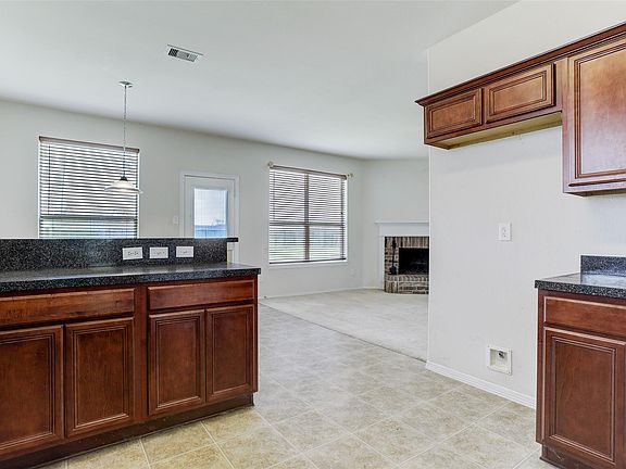 4th image of 105 Sunlit Mesa Ct