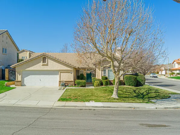 40507 Dunes Ln, Palmdale, CA 93551