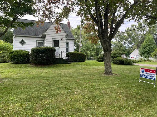 599 Royal Dr, Jackson, MI 49202