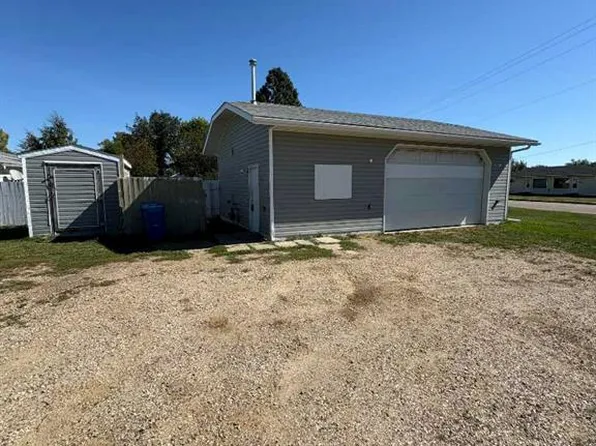 4819 52nd Ave, Grimshaw, AB T0H 1W0