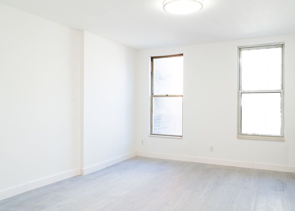 1st image of 125 Henry St #5RW