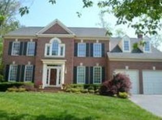 43317 Hagen Ct, Chantilly, VA 20152