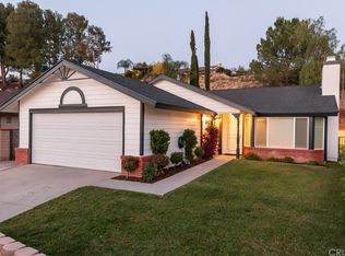 27838 Dexter Dr, Saugus, CA 91350