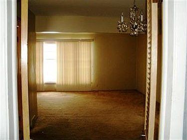 3rd image of 4964 Karen Isle Dr