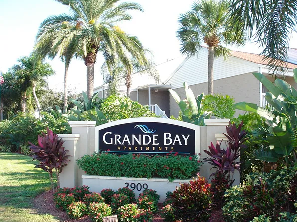 Grande Bay
