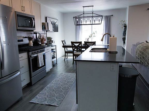 3rd image of 1835 S 410 W