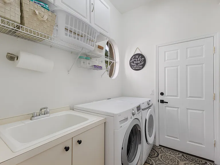 9405 Boxthorn Pl — Photo 60
