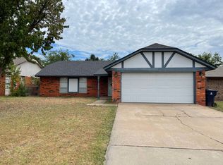 732 NW 118th St, Oklahoma City, OK 73114