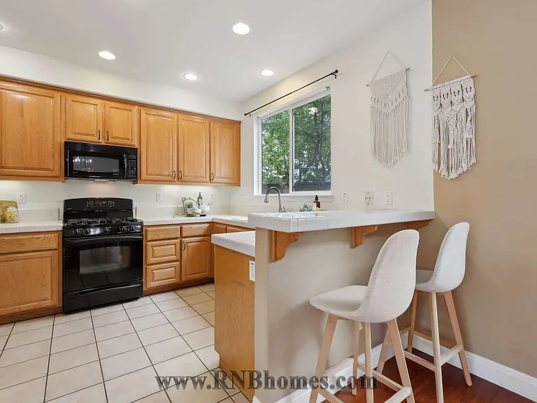 170 Martis Valley Cir — Photo 2