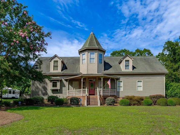 241 Woodridge Ct, Leesville, SC 29070