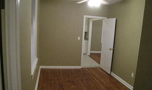 308 Thompson St #B — Photo 7