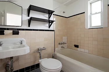 Rented by R New York