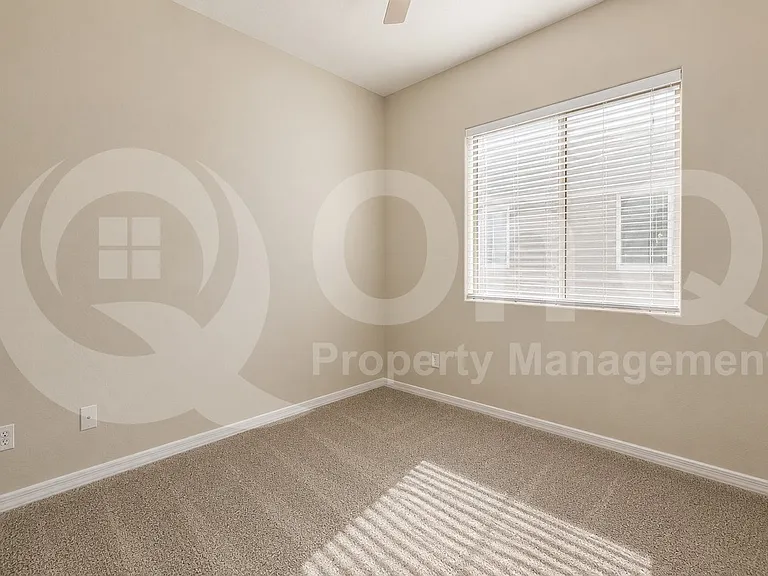 2315 E Pinchot Ave #128 — Photo 16