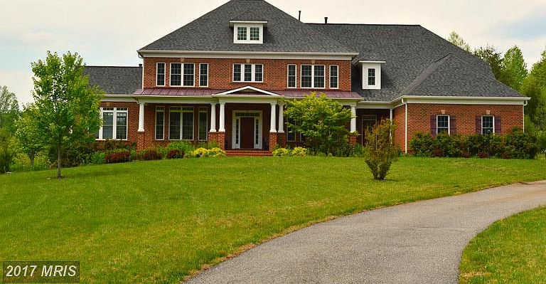 1st image of 23 Bergamot Dr
