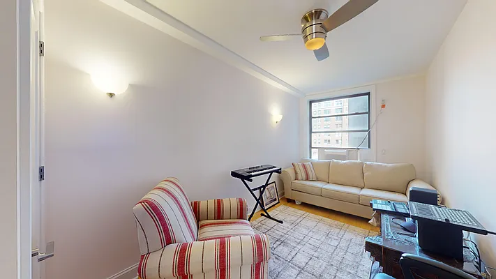 Rented by Bond New York | media 8