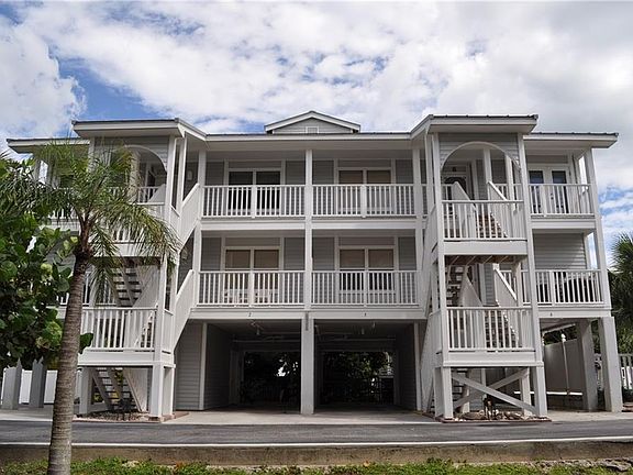 2nd image of 1460 Gulf Blvd Unit 6