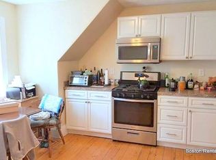 9 Forster St, Somerville, MA 02145