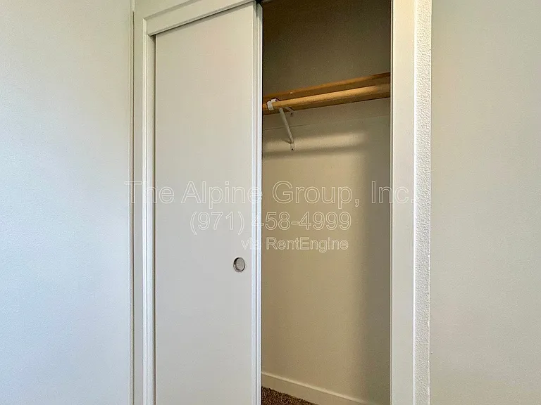 5821 SE Knapp St #4 — Photo 30