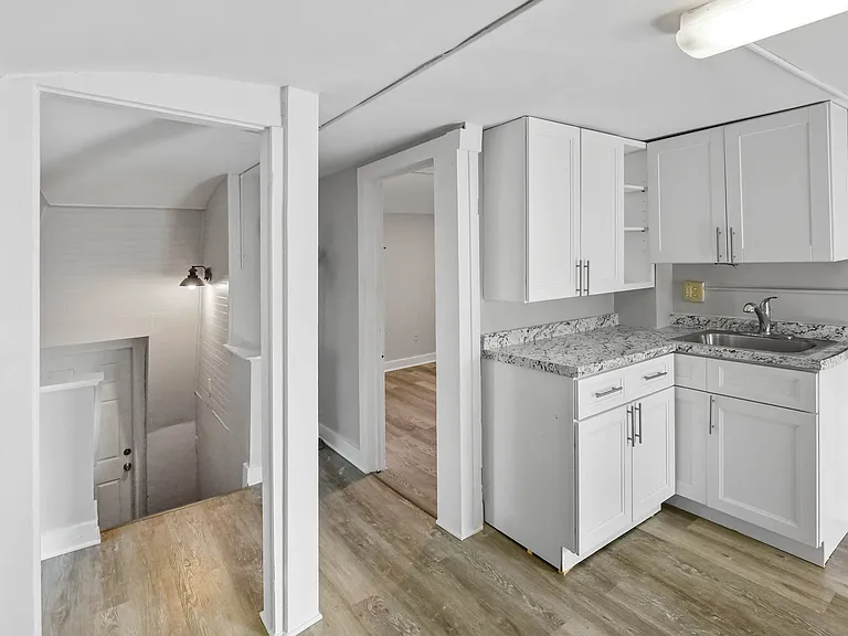119 School St #5 — Photo 4