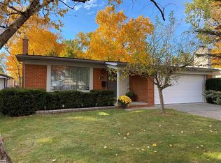 1101 Langley Blvd, Clawson, MI 48017