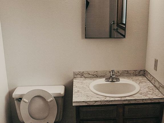 3rd image of 130 Bryant Ave APT 28