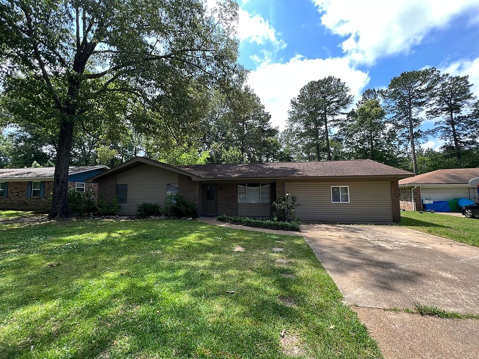 1st image of 3455 Beaumont Dr