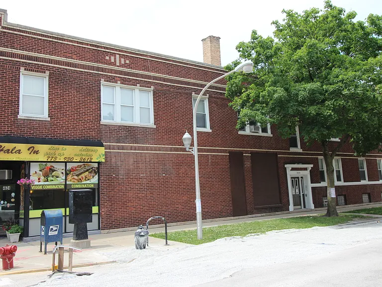 4626 W Lawrence Ave — Photo 17