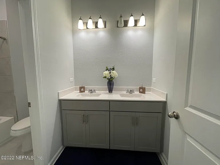 233 Charlie Way — Photo 25