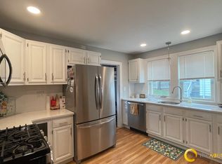 15 Holden Rd FLOOR 1, Belmont, MA 02478