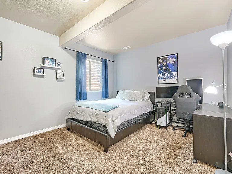 6134 Rennert Dr — Photo 20