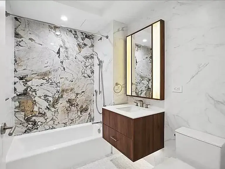 115 E 55th St #Penthouse 4 — Photo 8