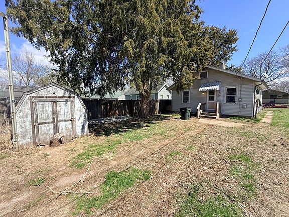 2nd image of 1424 S Nevada Ave