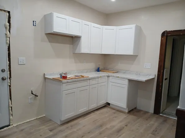 766-768 Brock Ave Front 2, New Bedford, MA 02744
