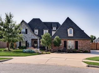 5217 S Sloan Cir, Rogers, AR 72758