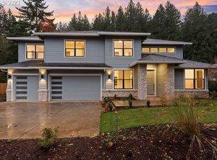 5916 SW 67th Pl, Portland, OR 97225