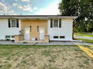 1898 20th St NW, Rochester, MN 55901