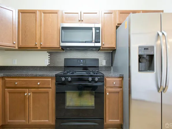 1446 Sierra Dr, Hamilton, NJ 08619