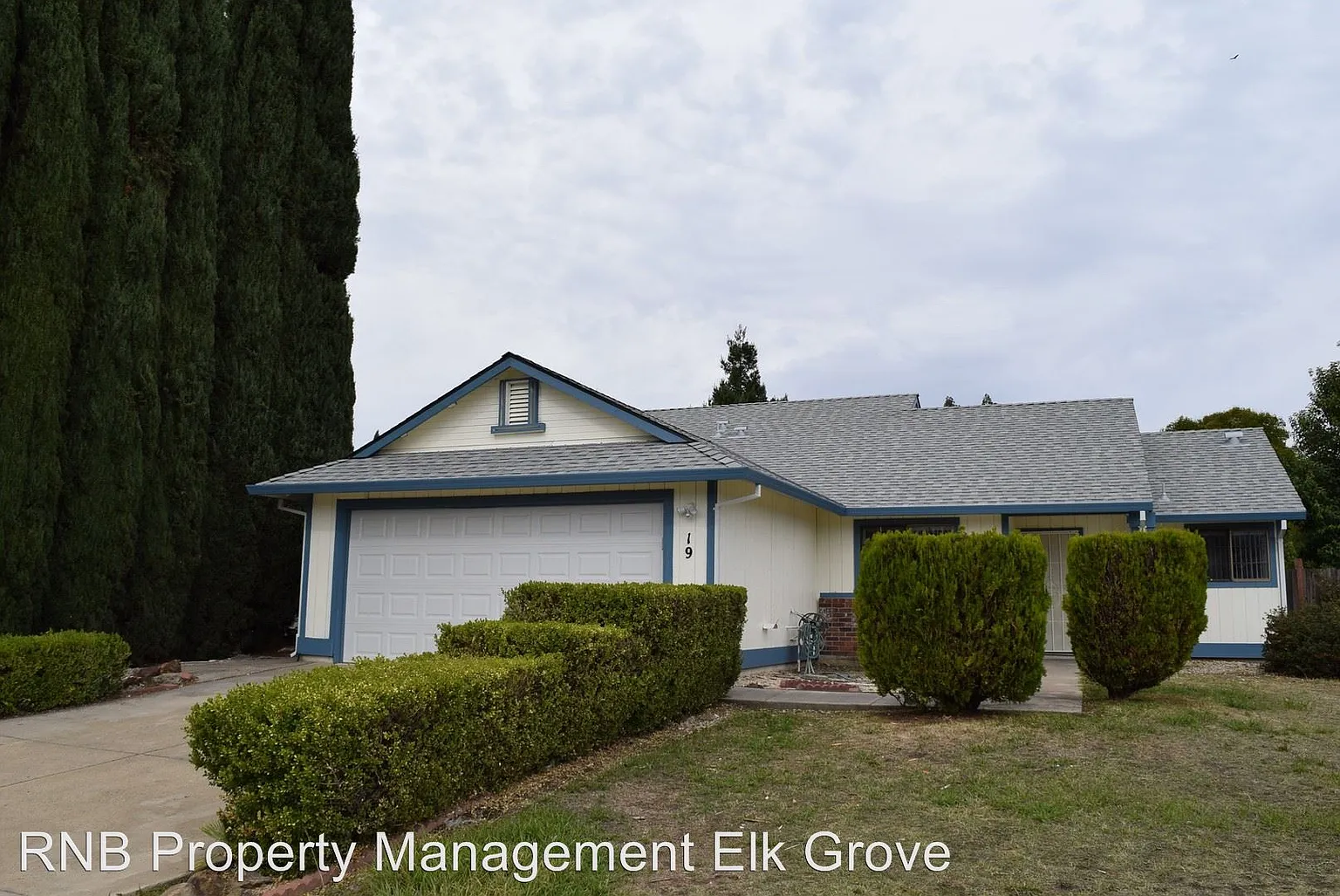 19 Bishopgate Ct photo 1