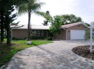 5301 Leeward Ln, New Port Richey, FL 34652